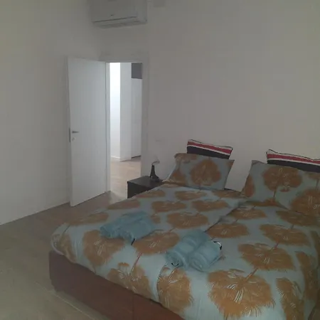 Spazioso Appartamento In Casa Singola Padova Con Giardino Buitenkant foto